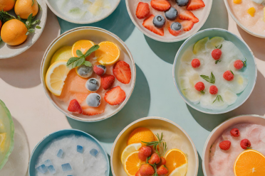 Três pratos coloridos congelados, ideais para o verão: economia de tempo, conservação de nutrientes e variedade no cardápio.